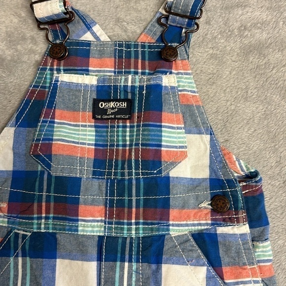 OshKosh  B'gosh - shortalls. Size 12 months - Picture 2 of 5